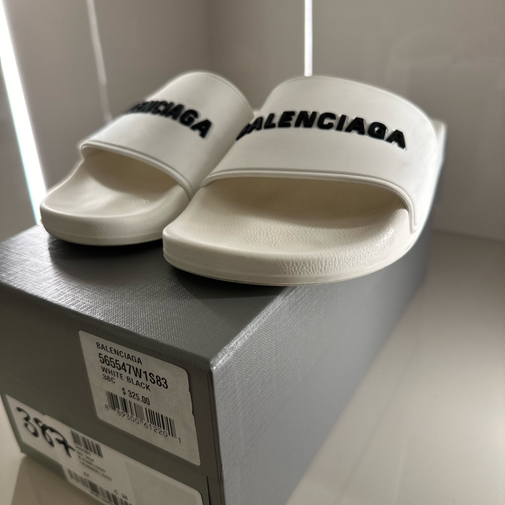 Balenciaga white & black slides size 38 - Picture 3 of 5